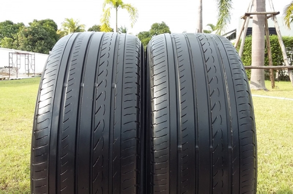 ยาง,215-55-17 Yokohama dB V551 ปลายปี12หนึ่งคู่ 1,200