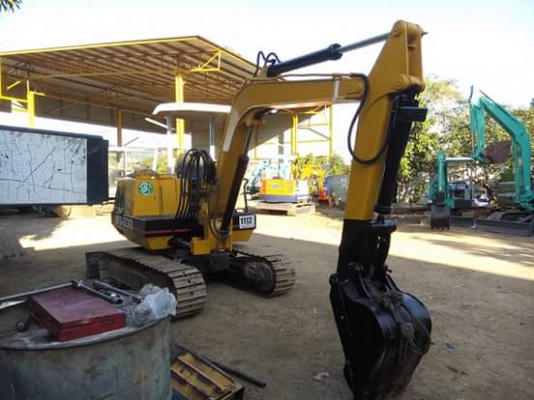 ขายรถขุด MITSUBISHI  MS030  เก่านอกแท้100\% มีเอกสาร รถไม่เคยใช่งานในไทยแน่นนอน  สนใจติดต่อ 099-907-9273 กิ๊ฟ