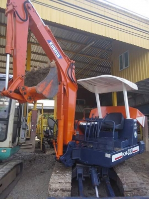 ขายรถขุด KUBOTA KH033 เท่ากับPC35รถเก่านอกแท้ มีเอกสารใบอินวอย รถไม่เคยใช้งานในไทย สนใจติดต่อ099-907-9273กิ๊ฟ