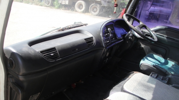 หัว ISUZU DECA สภาพสวย ของครบ ขาหน้า ขาหลัง ยกใส่รถได้เลย หัว ISUZU DECA สภาพสวย ของครบ ขาหน้า ขาหลัง ยกใส่รถได้เลย