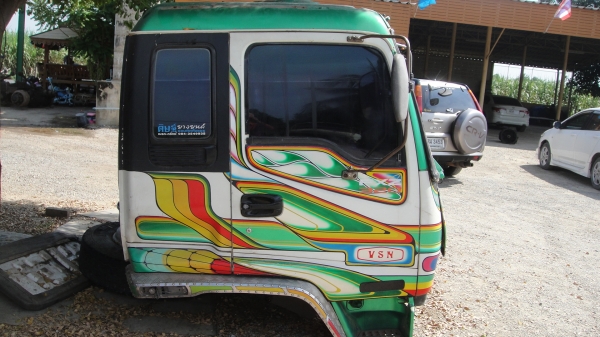 หัว ISUZU DECA สภาพสวย ของครบ ขาหน้า ขาหลัง ยกใส่รถได้เลย