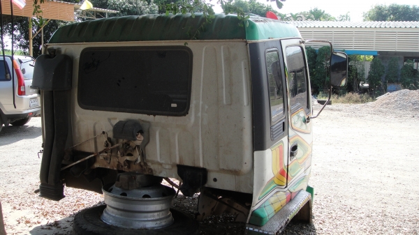 หัว ISUZU DECA สภาพสวย ของครบ ขาหน้า ขาหลัง ยกใส่รถได้เลย