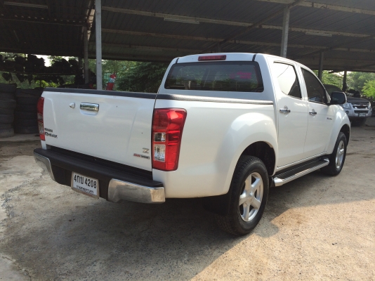 ขายกันถูกๆ ISUZU  D-MAX 2.5 Hilander 4Dor 2012 VGS