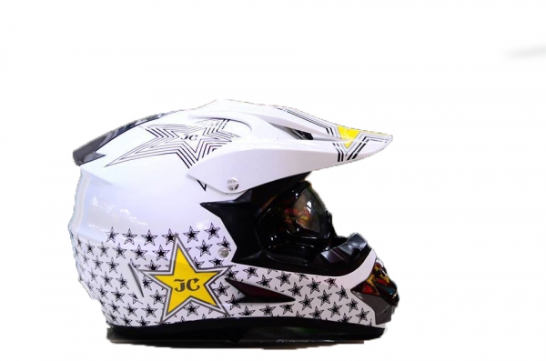 #จัดโปโมชั่นต้อนรับปีใหม่ 2016.หมวกกันน็อค ลดเหลือ 899บาท เท่านั้น จัดโปรโมชั่นต้อนรับหน้าหนาว ลดราคาพิเศษ1800 ลดเหลือ 899บาท 5 ใบเท่านั้น ชุดเกราะ  มีกระดองเต่า M L XL XXL ราคา เพียง 800 เสื้อวิบาก อีกมากมาย 600 รับ เสื้อวิบาก อีกมากมาย