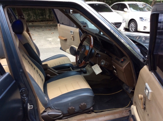 ขายรถ โตโยต้า คราว ปี87 เครื่อง 1JZหัวฉีด 2.5 เกียร์ออโต้ ติดแก๊สLPG ใช้ได้2ระบบ ภายในสวยเดิมๆเบาะหนังแอร์เย็นวิทยุCDพร้อม ตัวถังเดิมสีมีริ้วรอยบ้าง แม็ก15" รถขับดี พร้อมใช้ ภาษี59 ประกันประเภท3 ขายด่วน