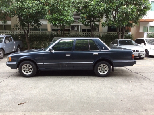 ขายรถ โตโยต้า คราว ปี87 เครื่อง 1JZหัวฉีด 2.5 เกียร์ออโต้ ติดแก๊สLPG ใช้ได้2ระบบ ภายในสวยเดิมๆเบาะหนังแอร์เย็นวิทยุCDพร้อม ตัวถังเดิมสีมีริ้วรอยบ้าง แม็ก15" รถขับดี พร้อมใช้ ภาษี59 ประกันประเภท3 ขายด่วน