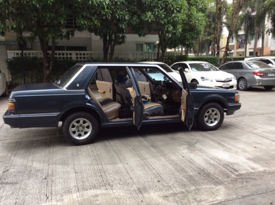 ขายรถ โตโยต้า คราว ปี87 เครื่อง 1JZหัวฉีด 2.5 เกียร์ออโต้ ติดแก๊สLPG ใช้ได้2ระบบ ภายในสวยเดิมๆเบาะหนังแอร์เย็นวิทยุCDพร้อม ตัวถังเดิมสีมีริ้วรอยบ้าง แม็ก15" รถขับดี พร้อมใช้ ภาษี59 ประกันประเภท3 ขายด่วน