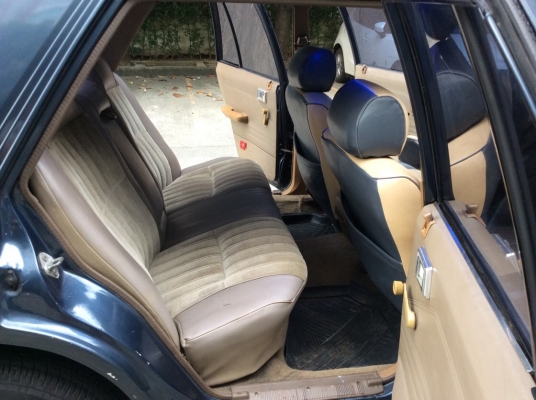 ขายรถ โตโยต้า คราว ปี87 เครื่อง 1JZหัวฉีด 2.5 เกียร์ออโต้ ติดแก๊สLPG ใช้ได้2ระบบ ภายในสวยเดิมๆเบาะหนังแอร์เย็นวิทยุCDพร้อม ตัวถังเดิมสีมีริ้วรอยบ้าง แม็ก15" รถขับดี พร้อมใช้ ภาษี59 ประกันประเภท3 ขายด่วน