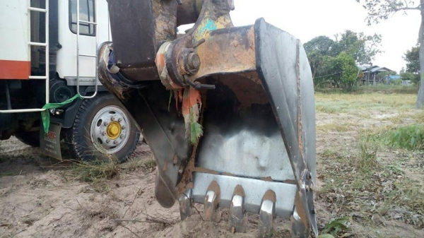 **785,000 บ.ต่อรอง/// แบคโฮ KOMATSU PC120-5 ไฟฟ้าครบ เก่านอก ในไทยปีกว่า อินวอย **ขาย KOMATSU PC120 รุ่น 5 แบคโฮยอดนิยม สภาพเดิมๆ มีอินวอย พร้อมใช้งาน HYD.EXCAVATOR KOMATSU PC120-5 (ซีเรียล) S/N.3xxxx ไฟฟ้าครบ เครื่อง/ปั้ม เดิมๆ รถเก่านอก ใช้งานในไทยประมา **785,000 บ.ต่อรอง/// แบคโฮ KOMATSU PC120-5 ไฟฟ้าครบ เก่านอก ในไทยปีกว่า อินวอย **ขาย KOMATSU PC120 รุ่น 5 แบคโฮยอดนิยม สภาพเดิมๆ มีอินวอย พร้อมใช้งาน HYD.EXCAVATOR KOMATSU PC120-5 (ซีเรียล) S/N.3xxxx ไฟฟ้าครบ เครื่อง/ปั้ม เดิมๆ รถเก่านอก ใช้งานในไทยประมา