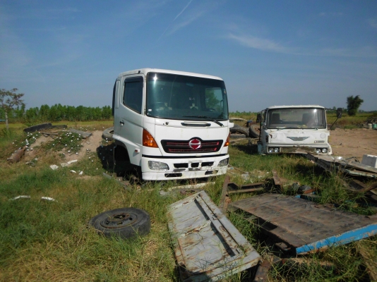 ขายหัวเก๋งรถฮีโน่ พร้อมเครื่อง JO8C (J1) เครื่องแรง เก๋งสวยมาก