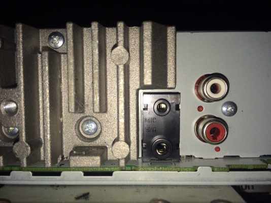 Pioneer MVH-590 USB IPOD BULETOOTH BT AUDIO AUX ปรีเอ้า1ชุด มีระบบMIXเพลง มือ2 ญี่ปุ่น