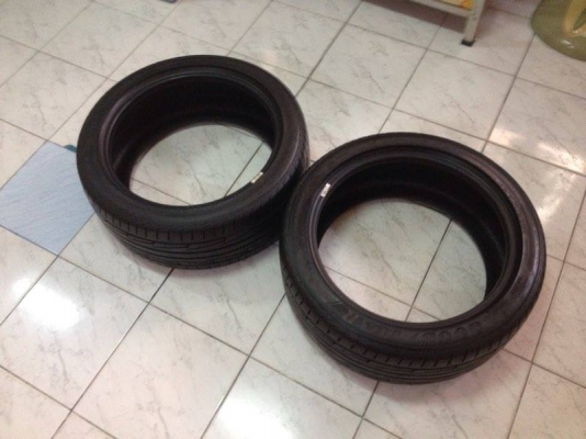 ขายยาง Goodyear 215 45 17 ปี12 สภาพสวยไม่บวมไม่ปะไม่มีแตกลายงา 1คู่ ราคา1900บาท โทร0924462525โส กทม ขายยาง Goodyear 215 45 17 ปี12 สภาพสวยไม่บวมไม่ปะไม่มีแตกลายงา 1คู่ ราคา1900บาท โทร0924462525โส กทม