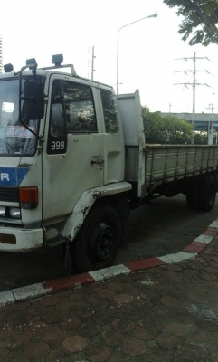 ขาย ราคา 435,000บ หกล้อ อีซูซุ FTR165 พ.เวอร์ ยาง900 ช่วงยาว 7.20ม สภาพดีสวยเดิมๆพร้อมใช้ ทะเบียนพร้อมโอน