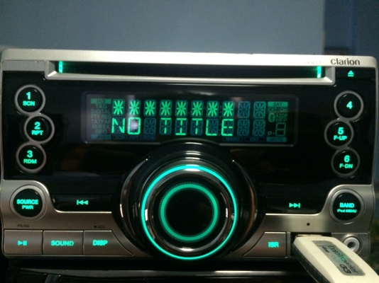 Clarion CX211 USB IPOD MP3 CD AUX ปรีเอ้า2ชุด สีไฟเปลี่ยนได้728โทนสี ลูกเล่นอีกเพียบ มือ2 ญี่ปุ่น