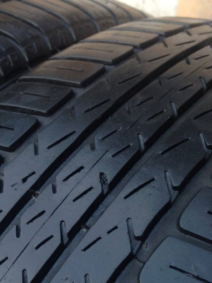 ยาง GOOD YEAR 185-55-15 ปี 12 ครบชุด 4 เส้น 2000  สภาพสวยๆไม่บวมไม่กินข้างดอกยางเหลือเยอะวิ่งใด้อีกนานค่ะ