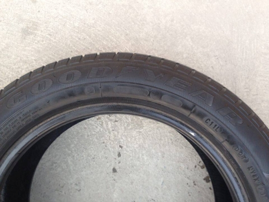 ยาง GOOD YEAR 185-55-15 ปี 12 ครบชุด 4 เส้น 2000  สภาพสวยๆไม่บวมไม่กินข้างดอกยางเหลือเยอะวิ่งใด้อีกนานค่ะ