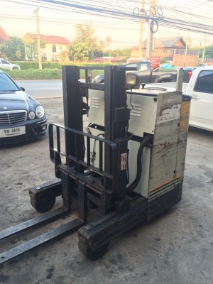 ฟอร์คลิฟท์ไฟฟ้า