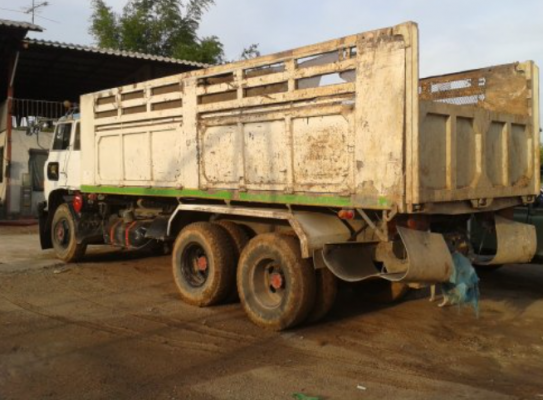 ขาย 227ดั้ม แม่ลูก รถบ้านแท้ แถมกล่องใส่อ้อยให้ด้วยครับ