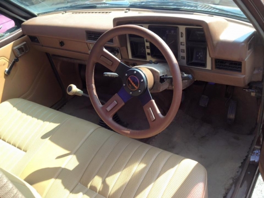 ขายดัสสัน720ช่วงสั้นสวยๆทะเบียนโอน