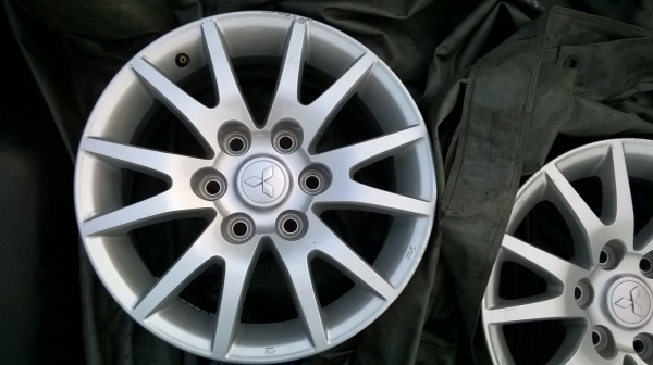 แม็กเดิมปาเจโร่ 17 6รู ตามสภาพเดิมๆ 5500บาท