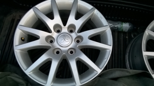 แม็กเดิมปาเจโร่ 17 6รู ตามสภาพเดิมๆ 5500บาท