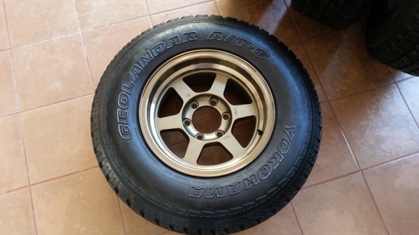 ล้อขอบ 16 พร้อมยาง