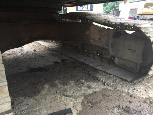 รถขุด SK200-6 M6 YN10-38121 ใช้ 16828 ชม. รถสภาพดีมาก เอกสารเล่มทะเบียนพร้อม