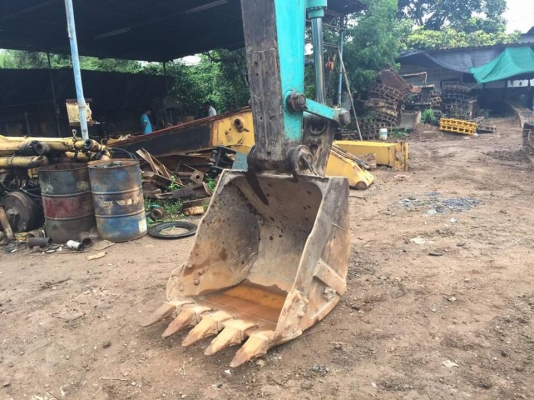 รถขุด SK200-6 M6 YN10-38121 ใช้ 16828 ชม. รถสภาพดีมาก เอกสารเล่มทะเบียนพร้อม