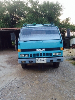 ขาย 6 ล้อดั้ม  NPR เครื่อง 110 แรง