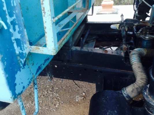 ขาย 6 ล้อดั้ม  NPR เครื่อง 110 แรง