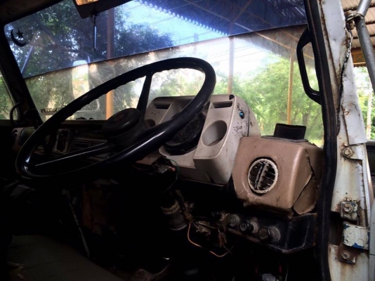 10 ล้อ เพลาเดียว 168 แรง ISUZU หัวเจวางเครื่อง EH700 คัสซี 3087132