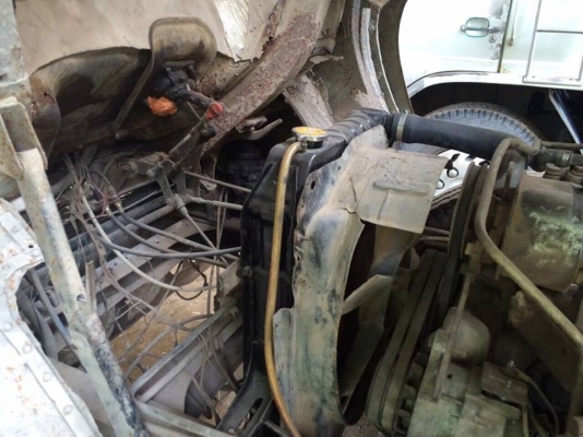 10 ล้อ เพลาเดียว 168 แรง ISUZU หัวเจวางเครื่อง EH700 คัสซี 3087132