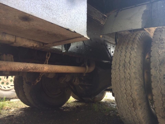 10 ล้อ เพลาเดียว 168 แรง ISUZU หัวเจวางเครื่อง EH700 คัสซี 3087132