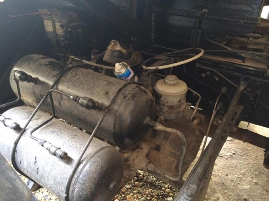 10 ล้อ เพลาเดียว 168 แรง ISUZU หัวเจวางเครื่อง EH700 คัสซี 3087132