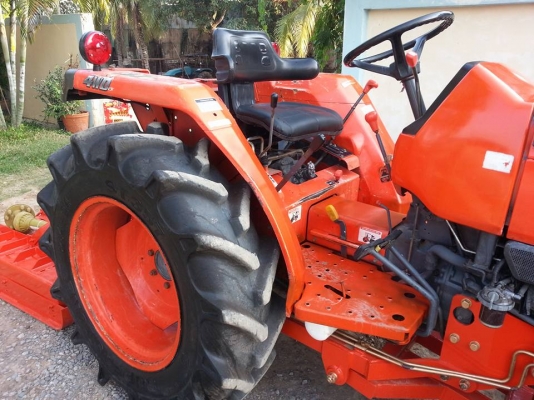 คูโบต้า L3408 4 WD 2 เพลาใบมีดดันหน้าช้าง ตัดหญ้าใหม่ 1.1 เมตร..เล่มทะเบียนพร้อม