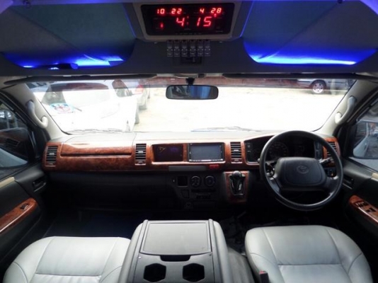 โทร 0922726669 คุณตันหยงตู้เบสออโต้แวน รถตู้ เบนซิน CNG ปี 2010