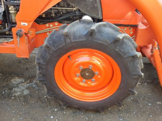 ปัญญาแทรคเตอร์..จัดมาให้ครับ ด่วน!!!คูโบต้า L4708 ใบมีดคานบนพร้อมโรตาลี่RX182F ยางหน้าใหม่1คู่ จัดส่ง อ.ลาดยาว จ.นครสวรรค์