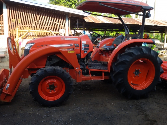 ปัญญาแทรคเตอร์..จัดมาให้ครับ ด่วน!!!คูโบต้า L4708 ใบมีดคานบนพร้อมโรตาลี่RX182F ยางหน้าใหม่1คู่ จัดส่ง อ.ลาดยาว จ.นครสวรรค์