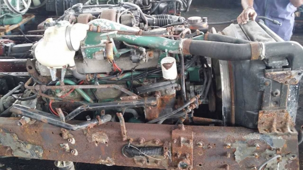 ขายเครื่องVOLVOเก่านอก