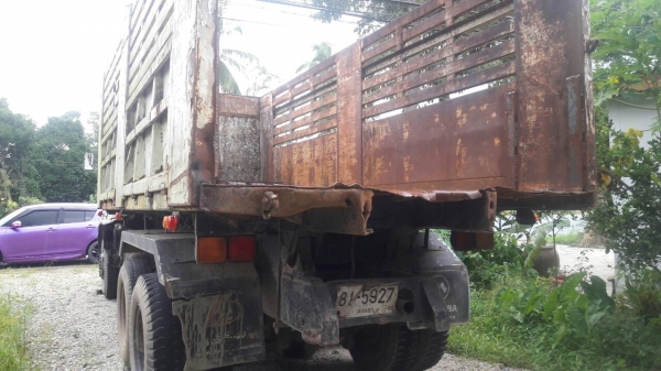 ขายรถบรรทุก 10 ล้อดัมพ์ HINO FM18 เครื่อง HO7C 185 แรงม้า 2 เพลาสโลว์ดึง ราคา 480000