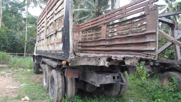 ขายรถบรรทุก 10 ล้อดัมพ์ HINO FM17 เครื่อง EH700 168 แรงม้า 2 เพลาสโลว์ดึง ราคา 420000