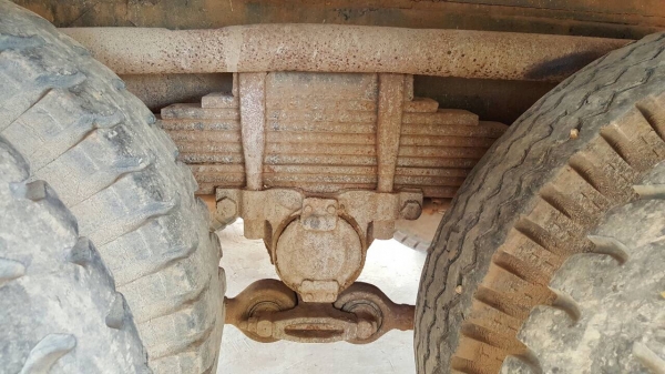 ขายเทนเลอร์ 10 ล้อหัวยาว 2 เพลา ช่วงล่างใหญ่จัมโบ้ เครื่อง HO7C 180 แรงม้า คัสซีสวย สโลว์อินเตอร์ พาวเวอร์ ทะเบียนพร้อมโอนครับ