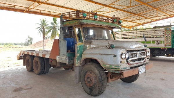 ขายเทนเลอร์ 10 ล้อหัวยาว 2 เพลา ช่วงล่างใหญ่จัมโบ้ เครื่อง HO7C 180 แรงม้า คัสซีสวย สโลว์อินเตอร์ พาวเวอร์ ทะเบียนพร้อมโอนครับ