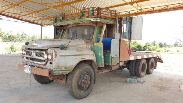 ขายเทนเลอร์ 10 ล้อหัวยาว 2 เพลา ช่วงล่างใหญ่จัมโบ้ เครื่อง HO7C 180 แรงม้า คัสซีสวย สโลว์อินเตอร์ พาวเวอร์ ทะเบียนพร้อมโอนครับ