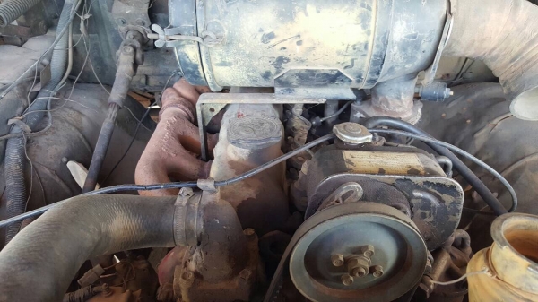 ขายเทนเลอร์ 10 ล้อหัวยาว 2 เพลา ช่วงล่างใหญ่จัมโบ้ เครื่อง HO7C 180 แรงม้า คัสซีสวย สโลว์อินเตอร์ พาวเวอร์ ทะเบียนพร้อมโอนครับ