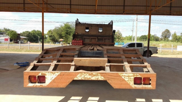 ขายเทนเลอร์ 10 ล้อหัวยาว 2 เพลา ช่วงล่างใหญ่จัมโบ้ เครื่อง HO7C 180 แรงม้า คัสซีสวย สโลว์อินเตอร์ พาวเวอร์ ทะเบียนพร้อมโอนครับ