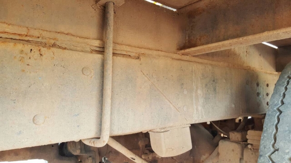 ขายเทนเลอร์ 10 ล้อหัวยาว 2 เพลา ช่วงล่างใหญ่จัมโบ้ เครื่อง HO7C 180 แรงม้า คัสซีสวย สโลว์อินเตอร์ พาวเวอร์ ทะเบียนพร้อมโอนครับ