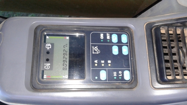 ต้องการขายรถแมคโค KOMATSU PC200-7 รถเจ้าของขายเอง