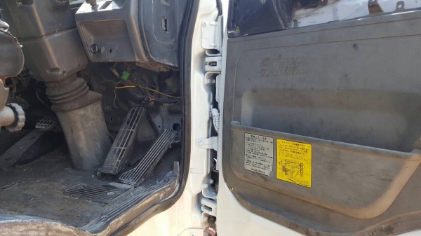 ขายหัวลาก HINO FM2K เครื่อง K13D 260 แรงม้า รถใช้งานอยู่ ทะเบียนพร้อมโอน