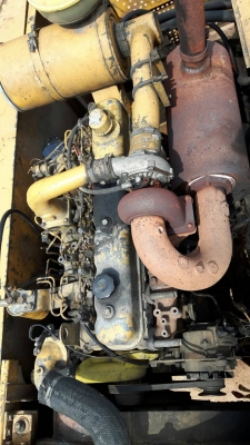 ขายรถแบคโฮ KOMATSU PC200-3 ราคา 400000